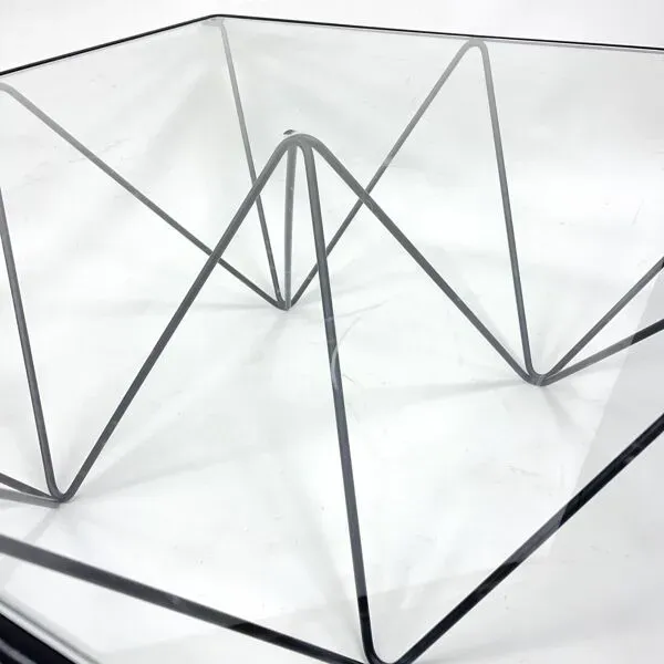 Illustration numéro 4 du produit Table basse Alanda attribuée à Paolo Piva, Italie, années 1980