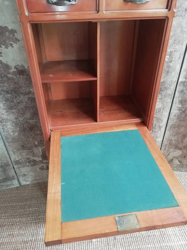 Illustration numéro 4 du produit Secrétaire Art Nouveau