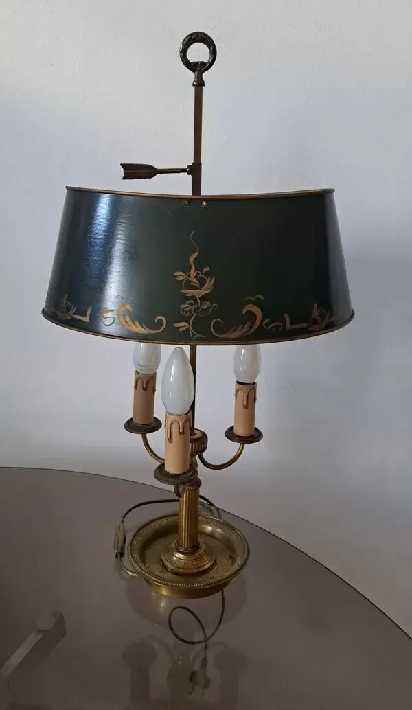 Illustration numéro 4 du produit Lampe bouillotte style Empire.