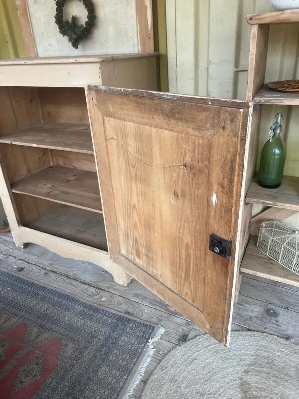 Illustration numéro 4 du produit Buffet confiturier