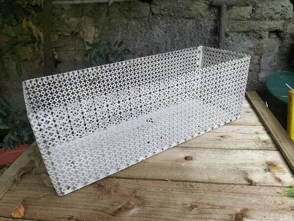 Illustration numéro 4 du produit Jardinière Matégot