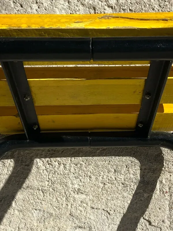 Illustration numéro 4 du produit Lot de 6 tabourets industriels