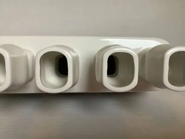 Illustration numéro 4 du produit Vase à tulipes par Marcel Wanders