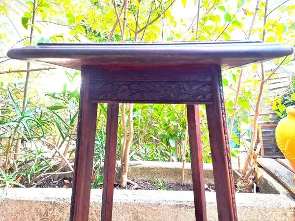 Illustration numéro 4 du produit Sellette haute guéridon Art nouveau Bois marron vernissé marbre France 20'S Décoration vintage rétro