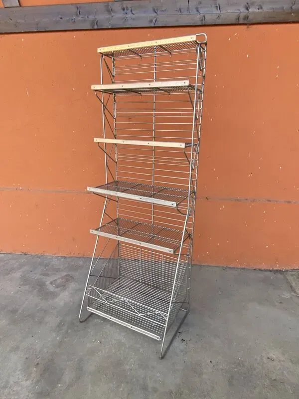 Illustration numéro 4 du produit Étagère industrielle commerce des années 1960