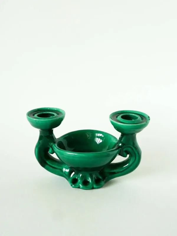 Illustration numéro 4 du produit Paire de bougeoirs en céramique avec vide-poche intégré, vert, 1960