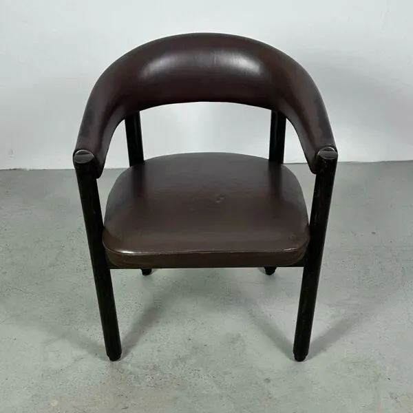 Illustration numéro 4 du produit Fauteuil club italien en cuir années 1980
