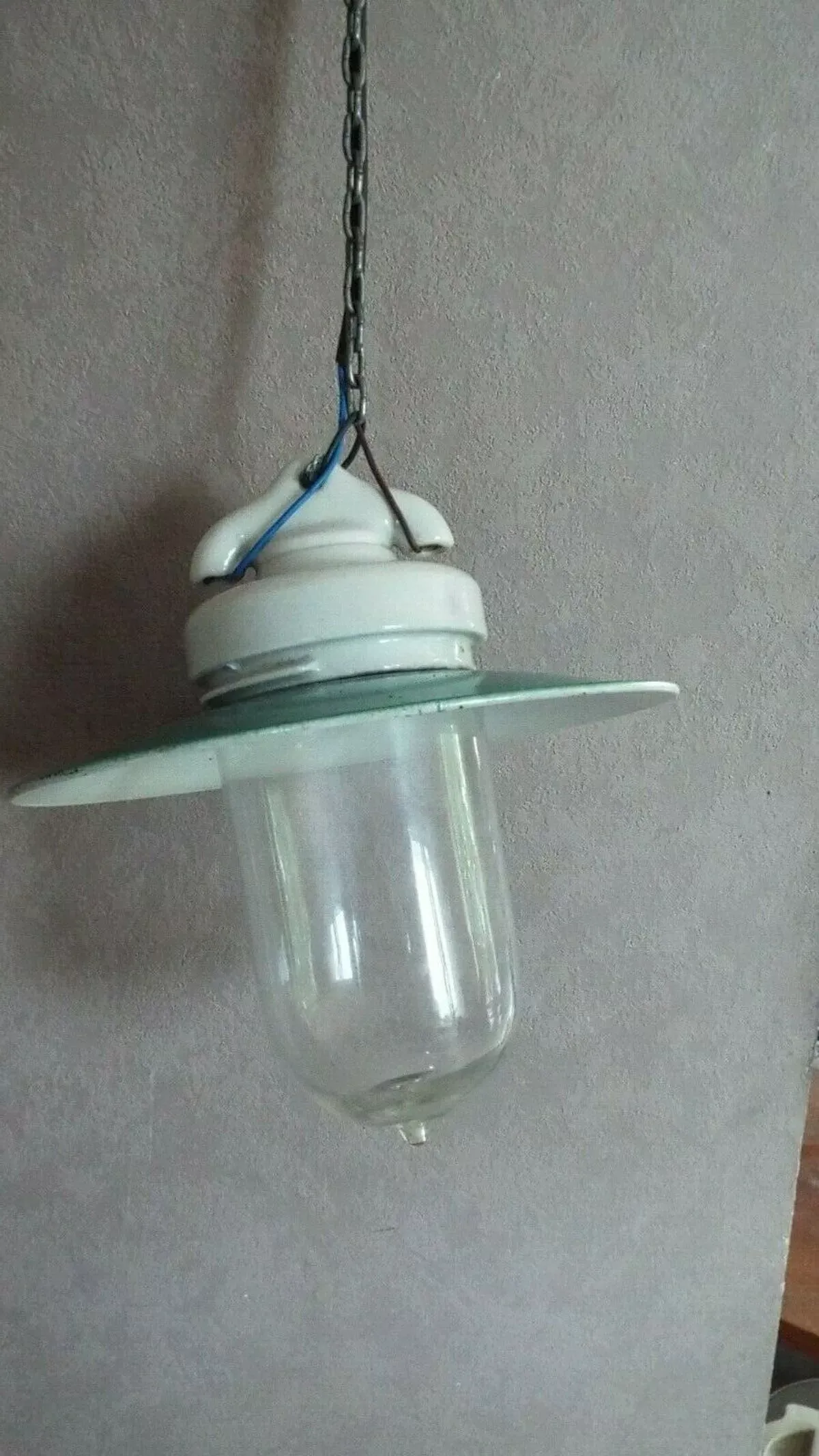 Illustration numéro 4 du produit Suspension industrielle vintage