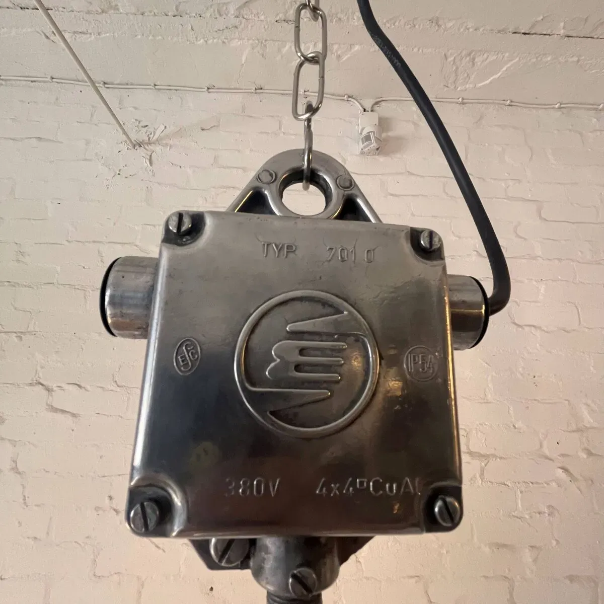 Illustration numéro 4 du produit Lampe Industrielle « Marinesse »