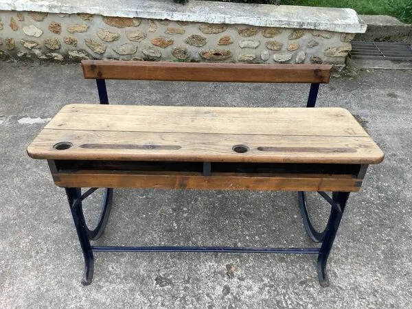 Illustration numéro 4 du produit Bureau pupitre écolier