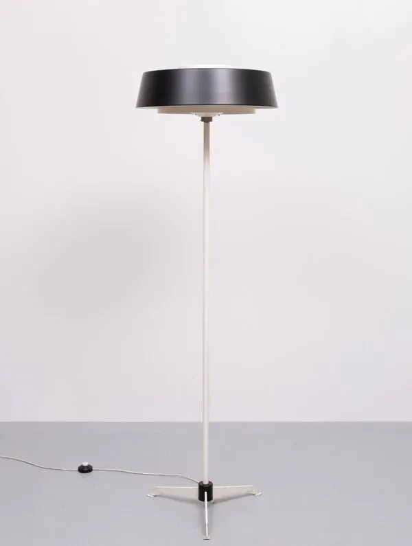 Illustration numéro 4 du produit Fantastique lampadaire ST 7128 de Niek Hiemstra pour Evolux, Hollande 1960