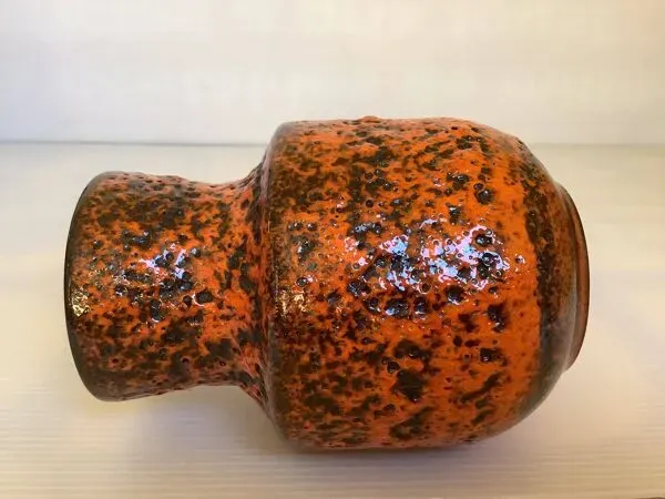 Illustration numéro 4 du produit Vase orange écume de mer fat lava