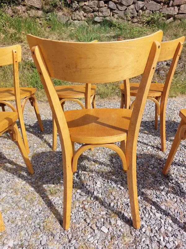 Illustration numéro 4 du produit 11 chaises bistrot style Baumann