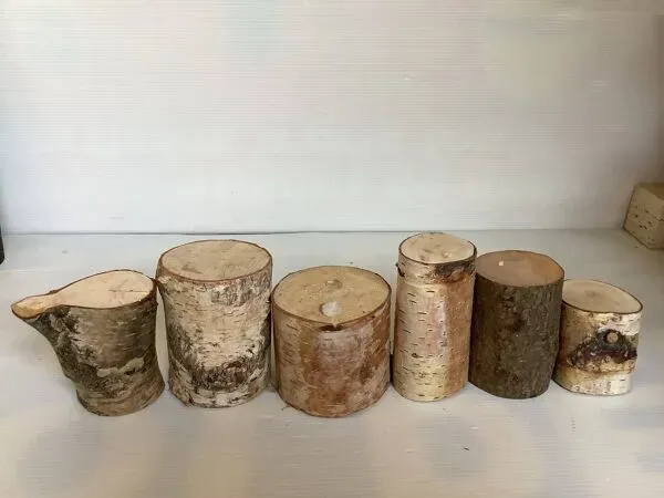 Illustration numéro 4 du produit Six bougeoirs en bois