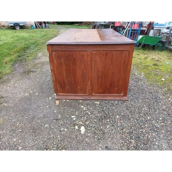 Illustration numéro 4 du produit Meuble de magasin année 30 chêne