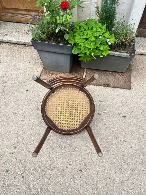 Illustration numéro 4 du produit Chaise  GEBRUDER THONET modèle 17 fin 19eme