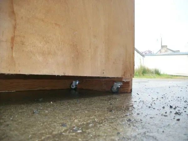 Illustration numéro 4 du produit Caisse présentoir de pêche