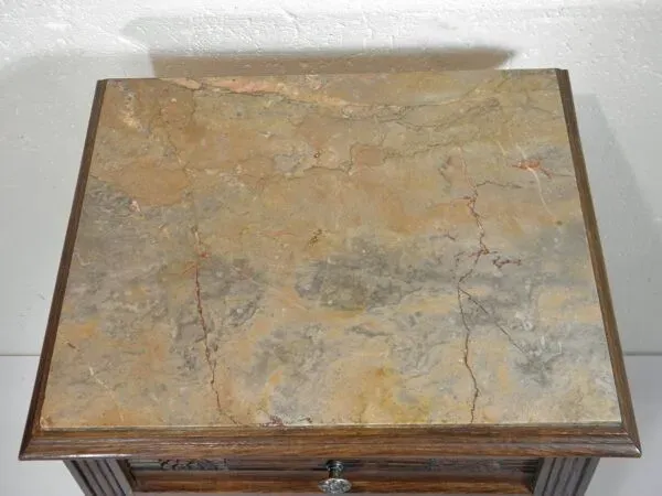 Illustration numéro 4 du produit Chevet, meuble d'appoint art deco