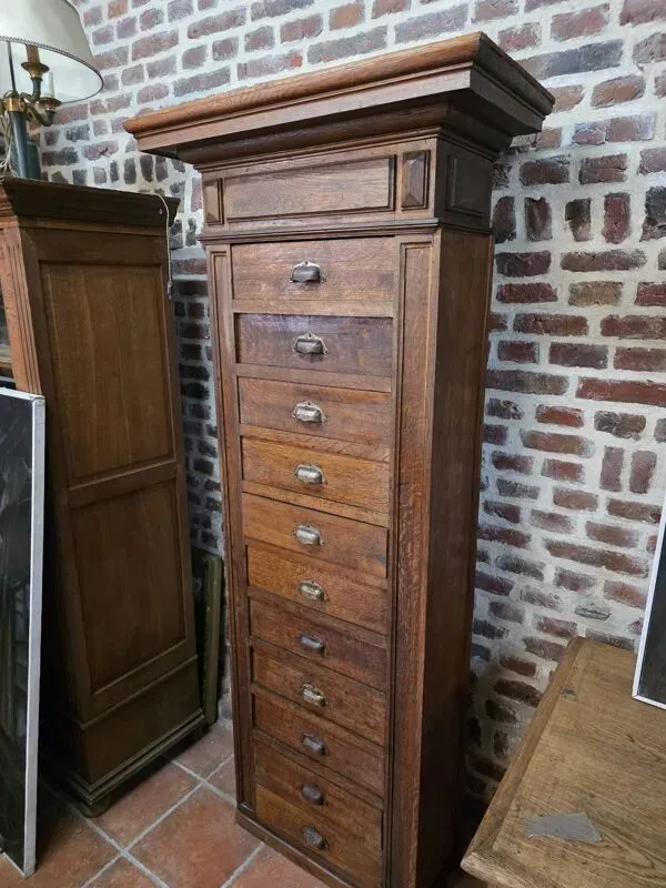 Illustration numéro 4 du produit Meuble de métier 11 tiroirs en chêne massif