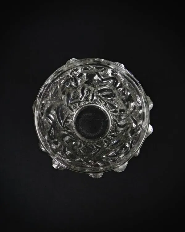 Illustration numéro 4 du produit Vase Lalique Bacchantes non signé en cristal clair vintage milieu XXème