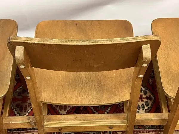 Illustration numéro 4 du produit Rangée de sièges