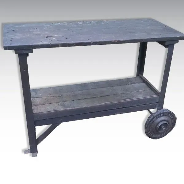 Illustration numéro 4 du produit Établi de garage