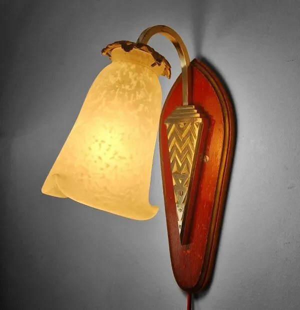 Illustration numéro 4 du produit Applique murale Art Déco signée Müller Frères- Vers 1920