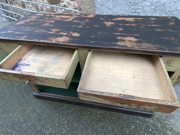 Illustration numéro 4 du produit comptoir de commerce industriel vintage 1930