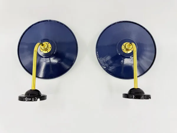 Illustration numéro 4 du produit Appliques en tôle émaillée