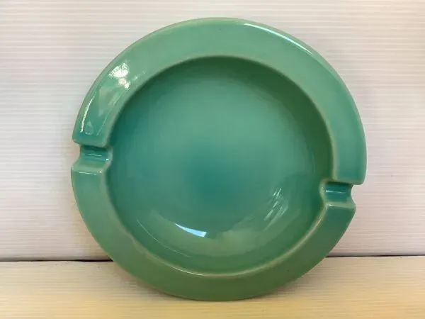 Illustration numéro 4 du produit Vide poche cendrier vert céladon