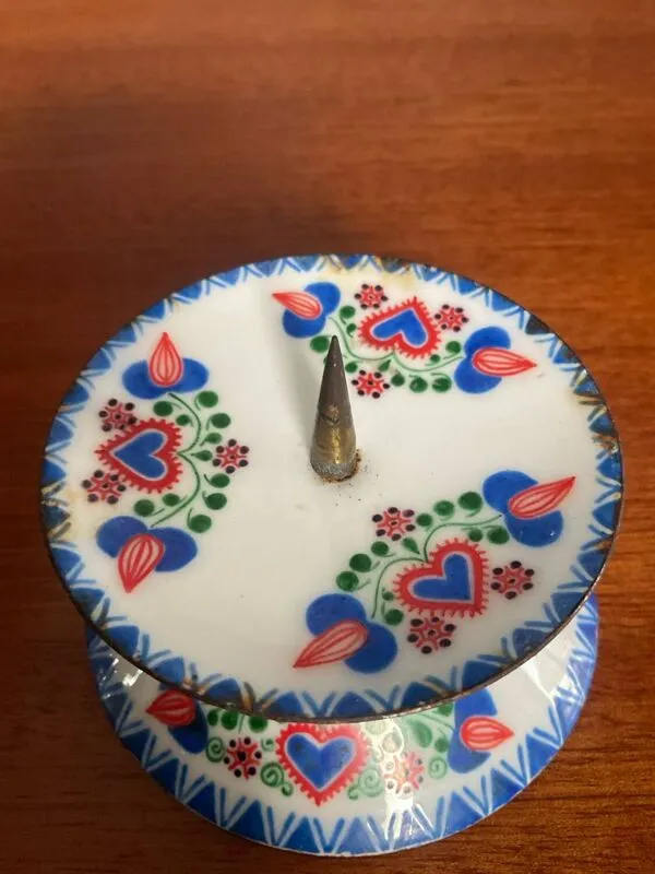 Illustration numéro 4 du produit Bougeoir Poljak en tôle émaillée, années 50-60