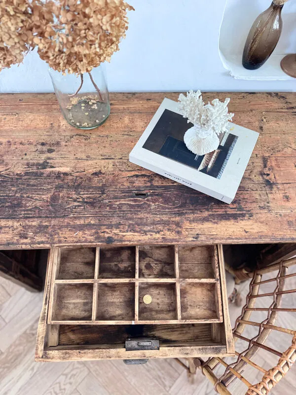 Illustration numéro 4 du produit Comptoir ancien