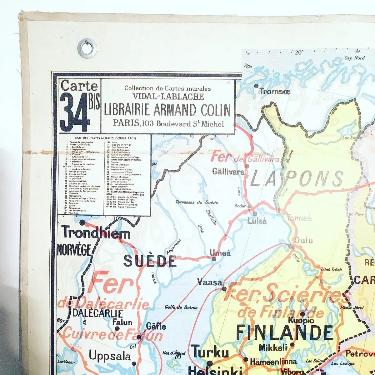 Illustration numéro 4 du produit Ancienne carte scolaire Vidal Lablache 34 URSS