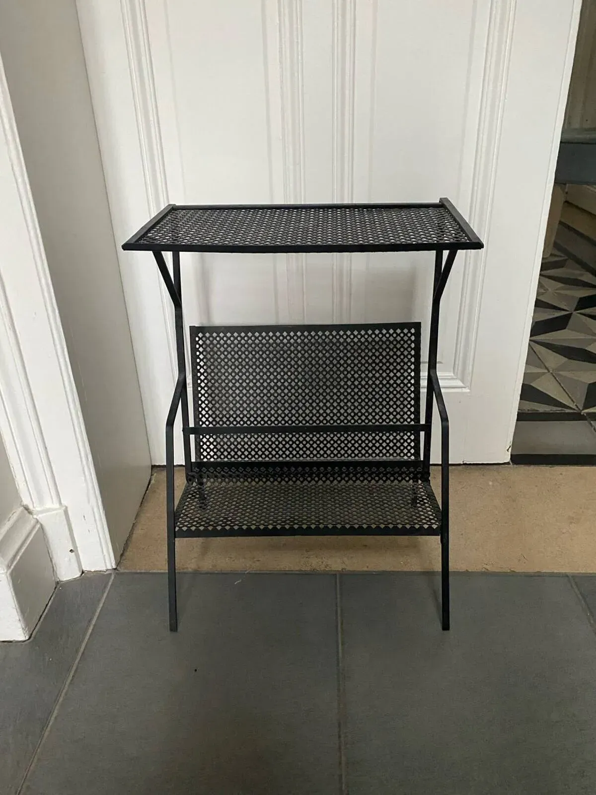 Illustration numéro 4 du produit Porte revue style Mathieu Matégot