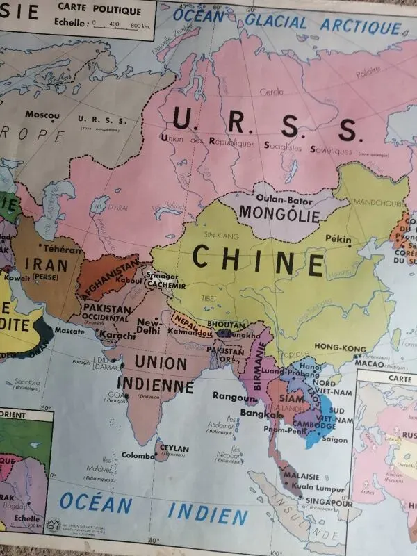 Illustration numéro 4 du produit Carte scolaire vintage mdi Asie URSS -Amérique du Sud.