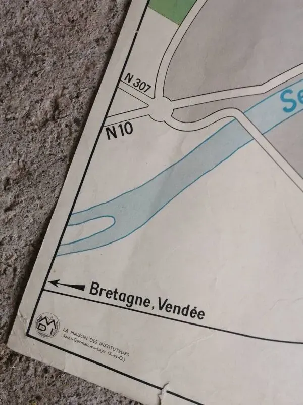 Illustration numéro 4 du produit Carte scolaire vintage mdi France Paris Région parisienne