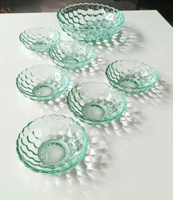 Illustration numéro 4 du produit Sce à dessert signé P. d'avesn 7 pièces