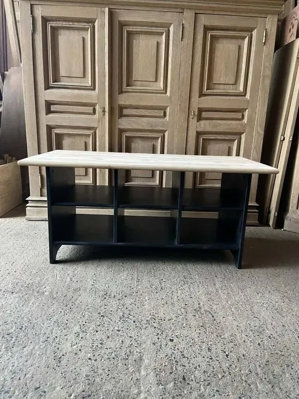 Illustration numéro 4 du produit Meuble d appoint