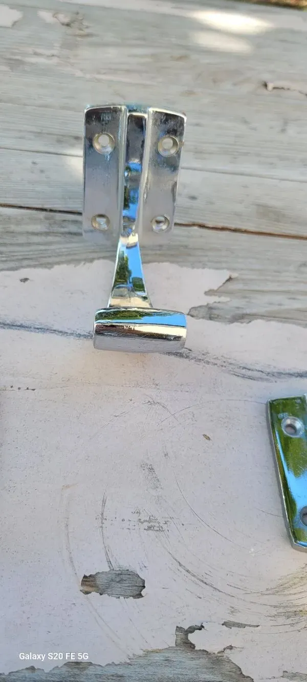 Illustration numéro 4 du produit Pateres