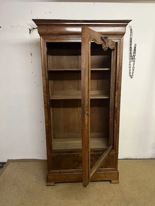 Illustration numéro 4 du produit Bibliothèque XXéme  en noyer