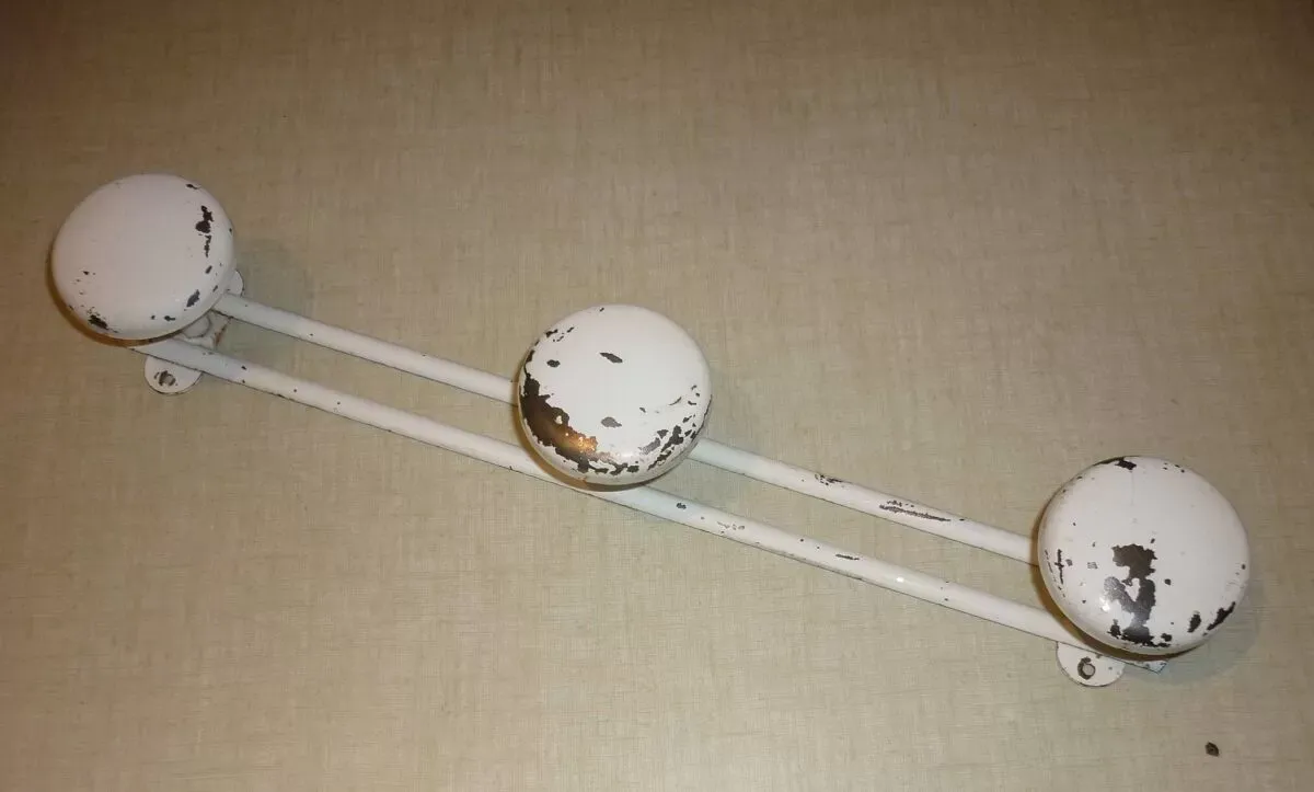 Illustration numéro 4 du produit Porte-manteaux 3 patères