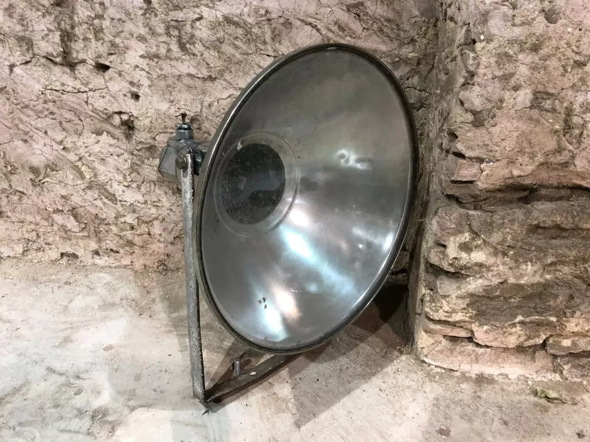 Illustration numéro 4 du produit Suspension industrielle en aluminium poli années 1950/60