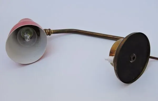 Illustration numéro 4 du produit Lampe de bureau cocotte design Vintage en tole et laiton 1950