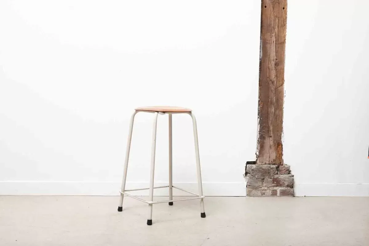 Illustration numéro 4 du produit Tabouret empilable pagholz vintage chêne / gris