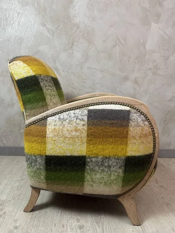 Illustration numéro 4 du produit Fauteuil club rénové