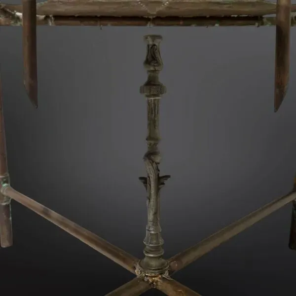 Illustration numéro 4 du produit Chaise trône en cuivre et laiton par Cor de Ree, Pays-Bas 1990