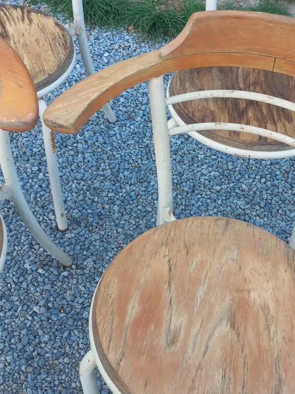 Illustration numéro 4 du produit Set de 8 fauteuils vintage bois et métal des années 50/70