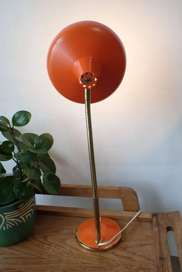 Illustration numéro 4 du produit Lampe vintage orientable, orange, en métal
