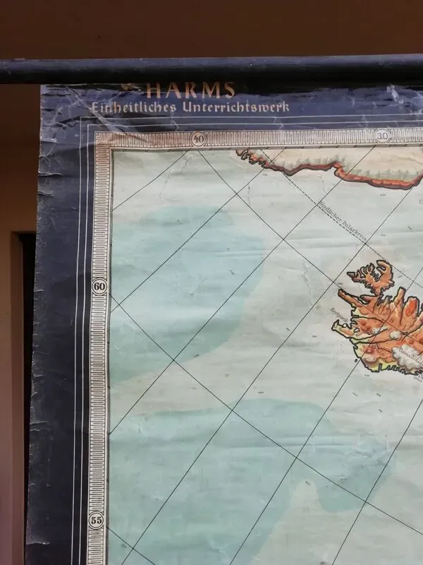 Illustration numéro 4 du produit Carte géographique scolaire allemande 1940-41   220x220cm