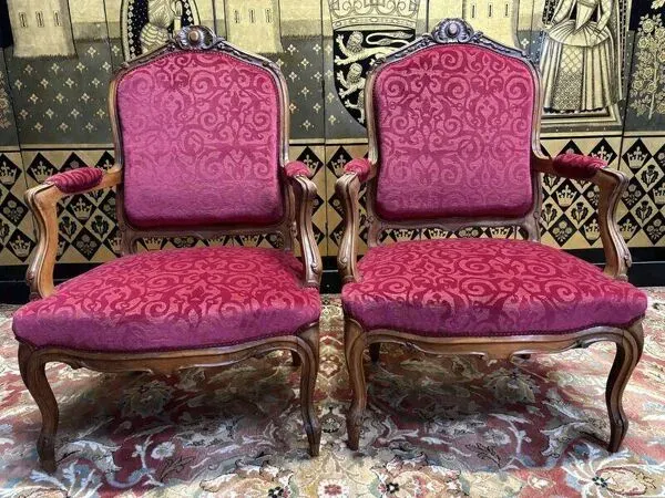 Illustration numéro 4 du produit Paire de fauteuils de style Louis XV 19e